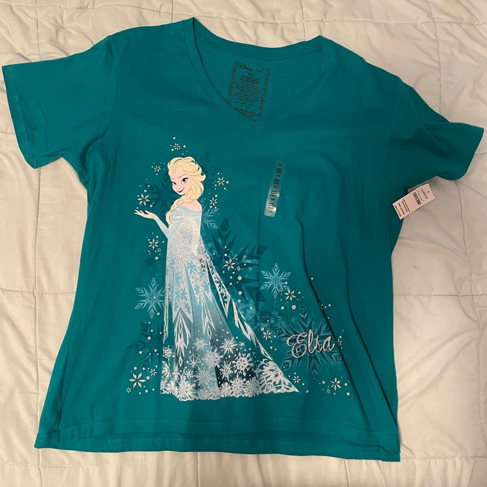 NWT Frozen tee